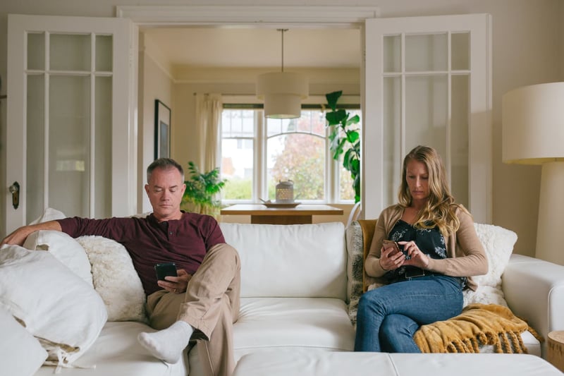 Couple-Having-A-Difficult-Conversation-At-Home-midlife-crisis