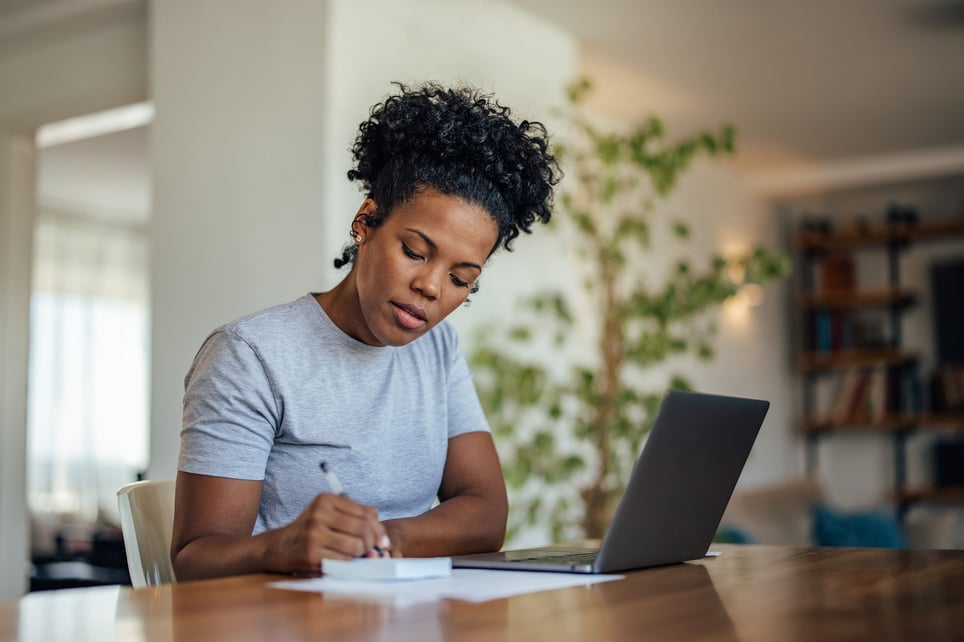 Hardworking-african-american-woman-functional-resume