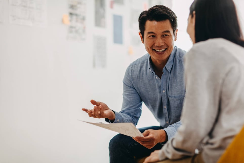 Men-sharing-ideas-during-meeting-building-influence-without-authority