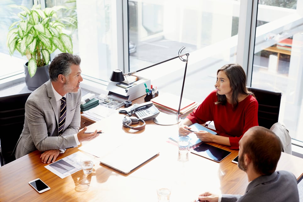 People-Planning-At-Table-In-Office-how-to-deal-with-rude-people