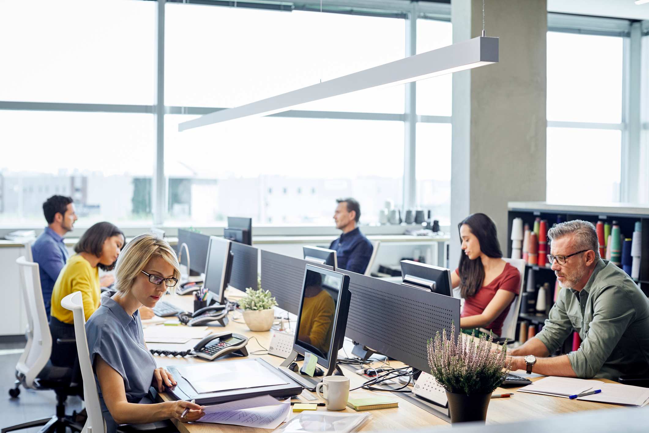 People-working-at-office-promotion-announcement