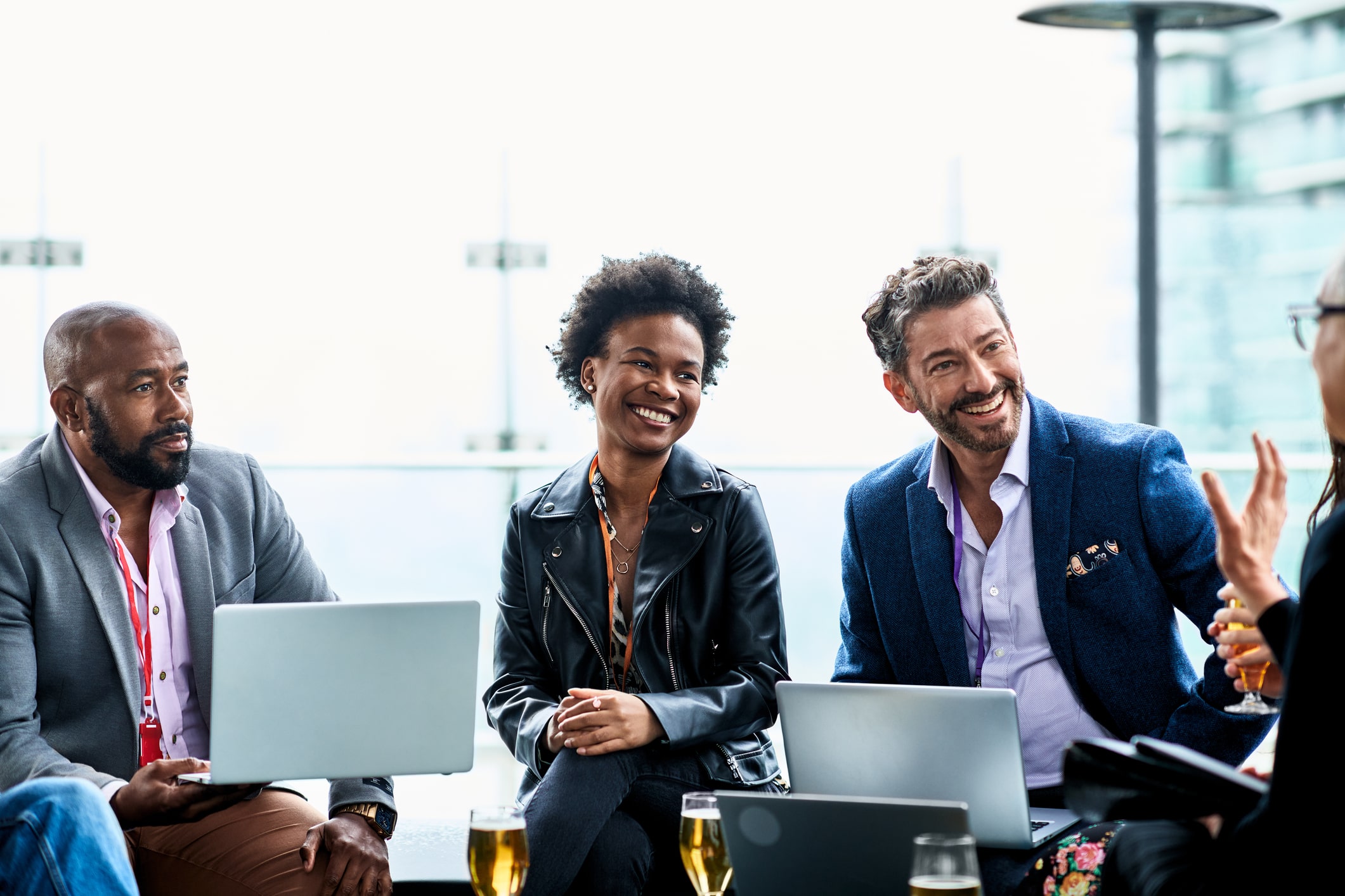 cheerful-woman-with-colleagues-effects-of-lack-of-focus