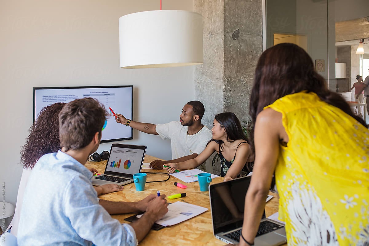 people-in-office-meeting-diverse-leadership