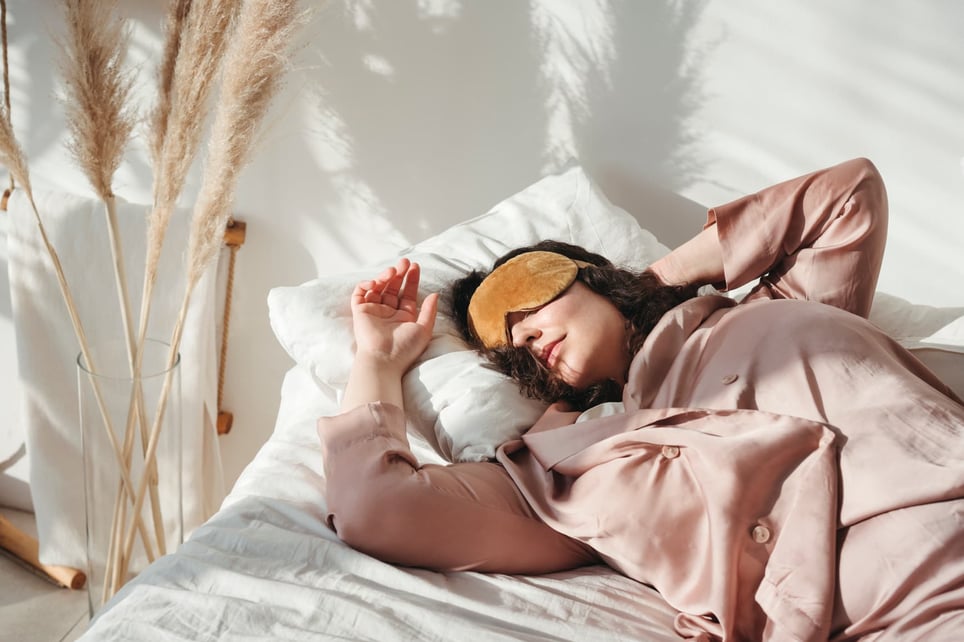 sleeping-female-in-sleep-mask-1