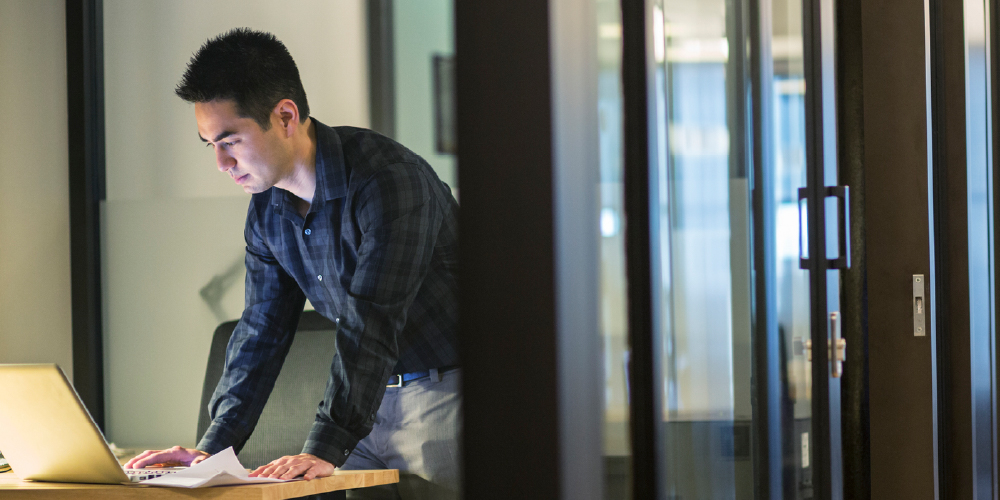 man-alone-in-office-support-for-suffering-mental-illness